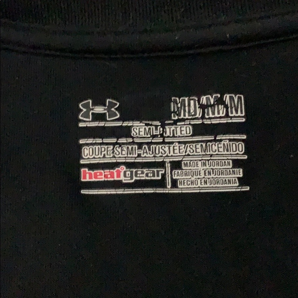 Under armour long sleeve, size medium, gently used - Picture 2 of 2